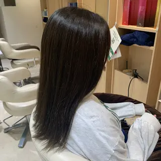 セミロング 宮本 季奈のヘアスタイル
