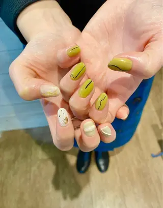 ネイル Ref beauty  eyelash&nail所属・Sasaki Mamiの眉毛・アイブロウイメージ