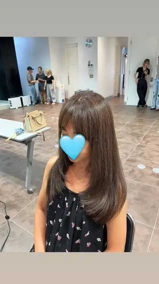セミロング mit bytree MISAKI🎀のヘアスタイル