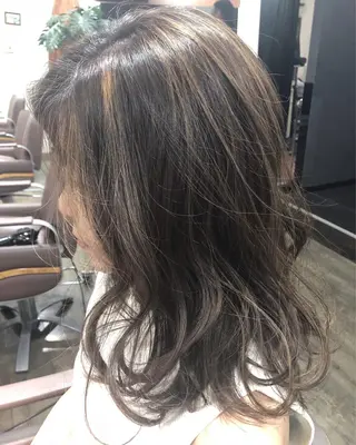 ミディアム カラー pep natsumiのヘアスタイル