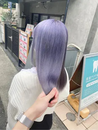 セミロング カラー ヘアアレンジ 🩶【推しハイトーン 】yuzu🩶のヘアスタイル