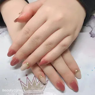 ネイル ガレンドウ 白澤 愛子のネイルデザイン