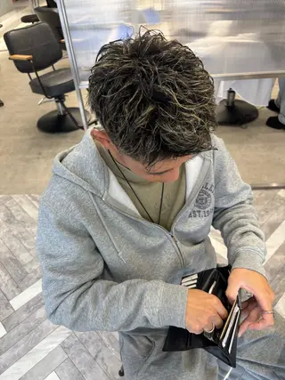 カラー 酸性ストレート /ハイトーン/つばさのヘアスタイル