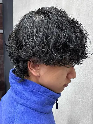 ミディアム パーマ メンズ DAZZLE hair BLAST所属・メンズ美容師/ フェザー/池戸晴也のヘアスタイル