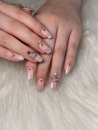 ネイル nail&eye Ariesのネイルデザイン