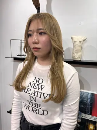 ロング Hana/ハイトーン /レイヤーカットのヘアスタイル