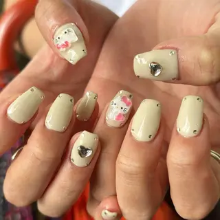ネイル risol. NAILのネイルデザイン