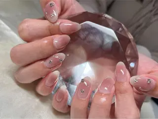 ネイル マツエク・マツパ アイブロウ Nail&eye Belire 新宿のネイルデザイン