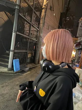 ショート RINA/ハイトーン /レイヤー/髪質改善のヘアスタイル