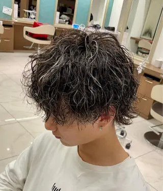 ショート カラー パーマ メンズ 【メンズ特化】 池田大成✂︎のヘアスタイル