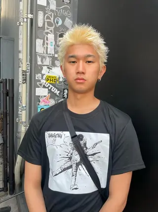 ショート カラー メンズ スパイラルパーマ 🌐hina⭐️のヘアスタイル