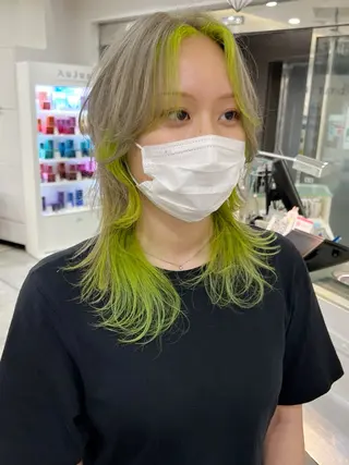 ミディアム ウルフ🤍渋谷 🤍Mizukiのヘアスタイル