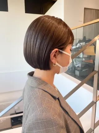 ショート カラー ヘアアレンジ アイブロウ ミニボブ/ブリーチ 🌈MISATOのヘアスタイル