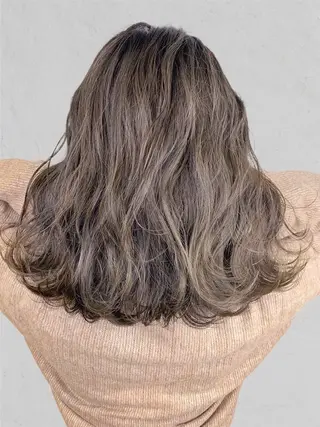 ミディアム カラー ヘアアレンジ 髪質改善カラー🪞 美髪縮毛矯正🪞城のヘアスタイル