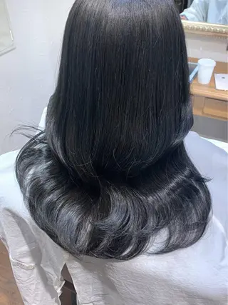 ミディアム カラー ヘアアレンジ 柔らか垢抜けｶﾗｰと ｶｯﾄ🫧ASUKAのヘアスタイル