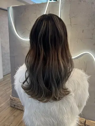 ミディアム カラー いぐちしょうた🫧 VISAGEbaskのヘアスタイル