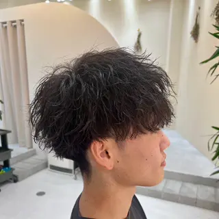パーマ メンズ 滝沢 智希のヘアスタイル