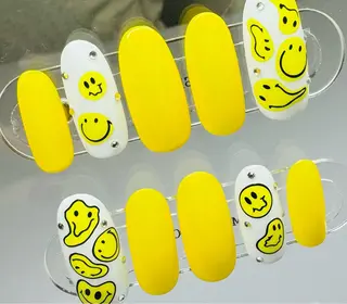 ネイル R Bella Nailのネイルデザイン