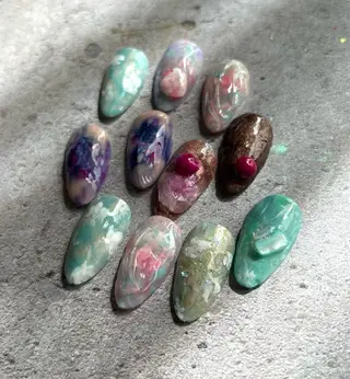 ショート 2DY NAIL SALONのネイルデザイン