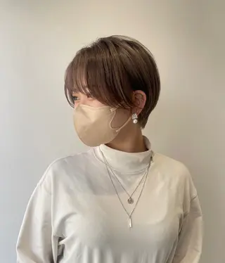 ショート 艶髪ハイトーン✨ 🩷AMI🩷のヘアスタイル