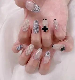 ネイル She   Nail所属・ISA_ BELLAのネイルデザイン