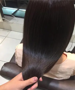 KAEDE🎀 縮毛矯正＆パーマ特化のヘアスタイル