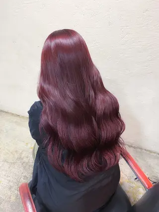 ロング カラー hinaru ．のヘアスタイル