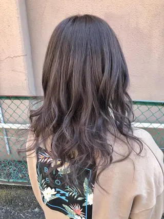 カラー ダブルスキルエクステ /羽エクステ白石宇由のヘアスタイル