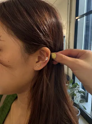 Yui⭐️ 透け感カラーのヘアスタイル