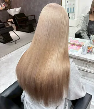 ロング カラー フジマ ハルナのヘアスタイル