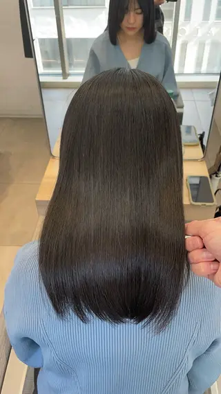 ミディアム カラー ✨髪質改善✨美髪 矯正🫧小泉のヘアスタイル