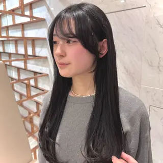 ロング カラー かどた はるなのヘアスタイル
