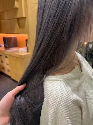 カラー デザインカラー/ eye/栞のヘアスタイル