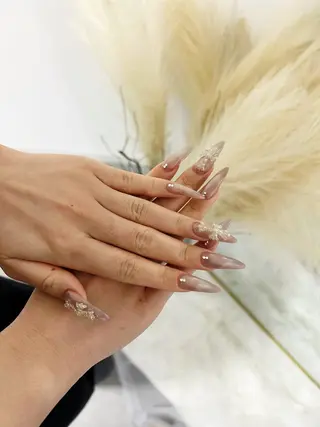 ネイル Rina .のネイルデザイン