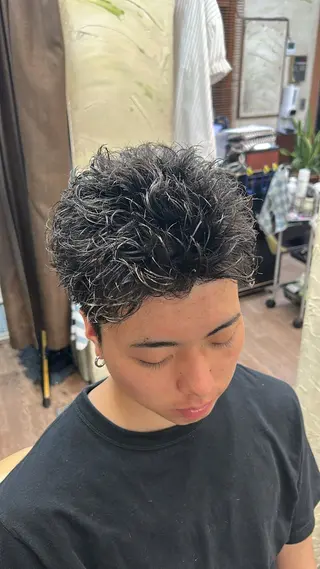 ショート パーマ OAZO BARBER所属・似合わせパーマ🌀 リュウノスケのヘアスタイル