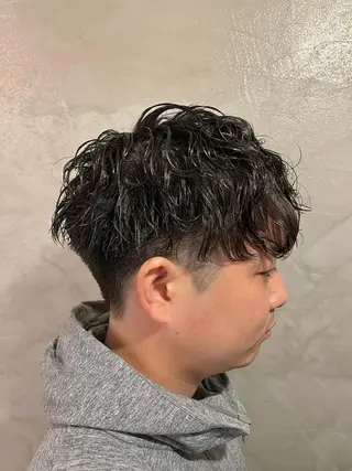 パーマ メンズ 透明感カラー/ ブリーチ無し/RYOのヘアスタイル