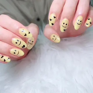 ミディアム gallery Yumiのネイルデザイン