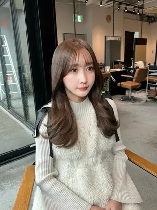 ロング カラー 韓国レイヤーカット 透明感カラー冨田那樹のヘアスタイル