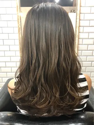ロング 橋本 敬介のヘアスタイル