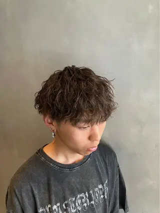 パーマ メンズ メンズバレイヤージュ シャドウパーマのヘアスタイル