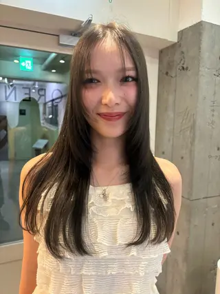 カラー 🍎デザインカラー /カエデ🍎のヘアスタイル