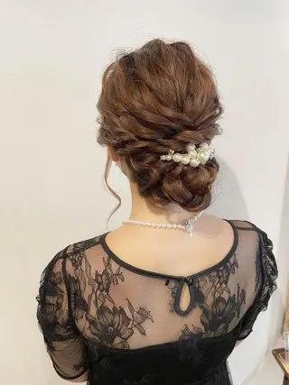 セミロング ヘアアレンジ ヘアアレンジ にいた　かづしげのヘアスタイル