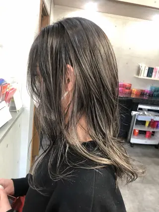 セミロング REVE美容室 REVEマツエクのヘアスタイル