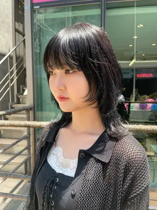 ミディアム カラー MOMO艶髪 🩵モテカラーのヘアスタイル