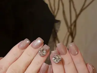 ミディアム Atelier nail salonのネイルデザイン