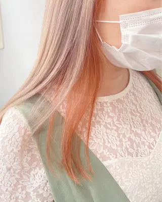 ロング akina*ブリーチ ♡トレンドヘアのヘアスタイル