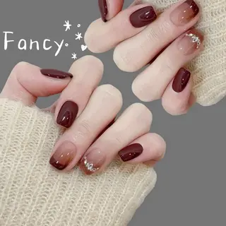 ネイル Nailsalon Fancyのネイルデザイン