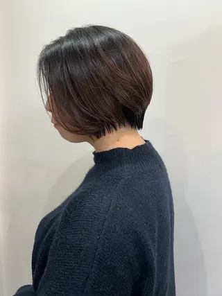 ショート 切りっぱなしボブ/ ブリーチカラー/大塚のヘアスタイル