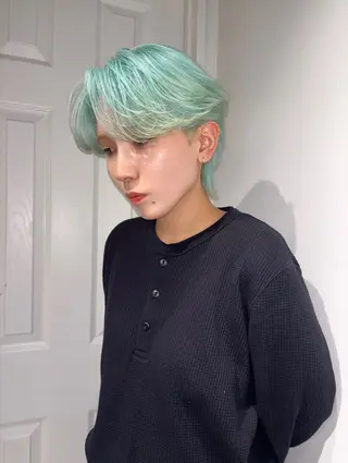 ショート ARISA︎ メンズハイトーンのヘアスタイル