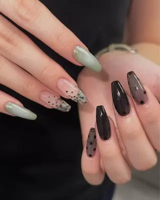 ネイル 小林 菜実のネイルデザイン